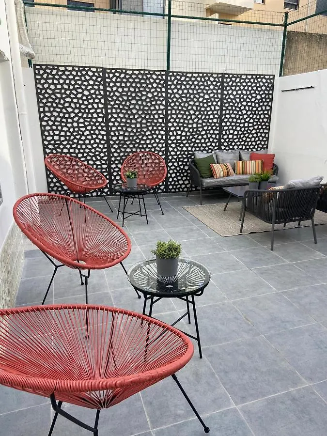 Vandrerhjem Virginia Guest House Lagoa